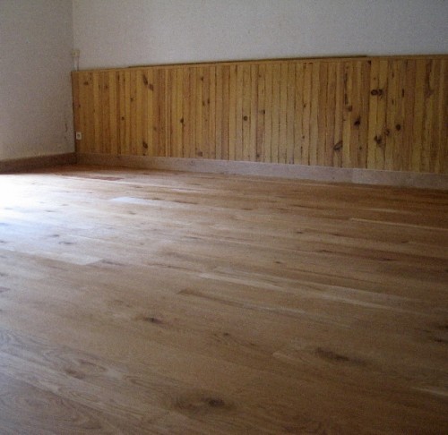 Nouveau parquet en chêne rustique